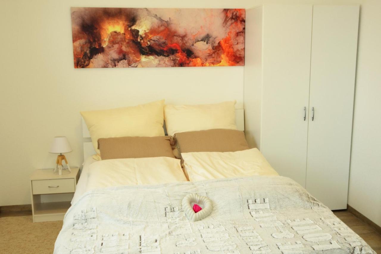 Unique Zentrale Moderne 2 Zimmer Wohnung Nahe Dem Park Філлінген-Швеннінген Екстер'єр фото