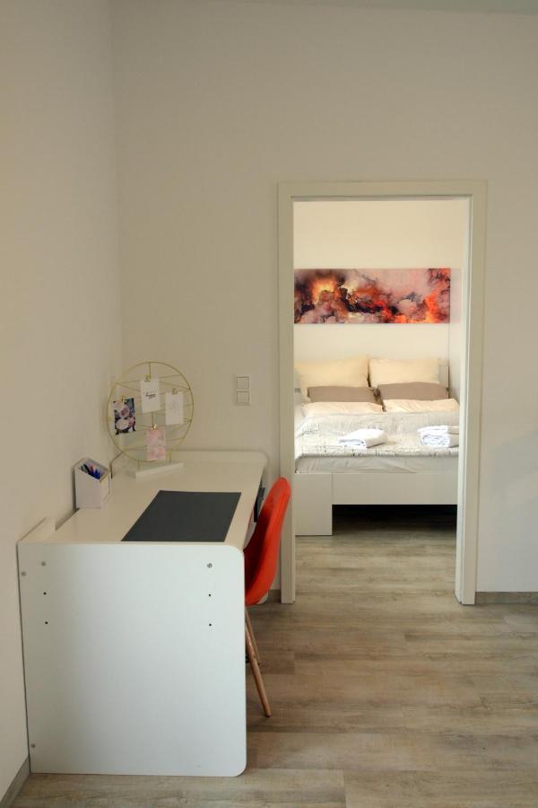 Unique Zentrale Moderne 2 Zimmer Wohnung Nahe Dem Park Філлінген-Швеннінген Екстер'єр фото