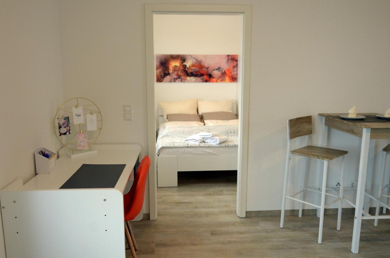 Unique Zentrale Moderne 2 Zimmer Wohnung Nahe Dem Park Філлінген-Швеннінген Екстер'єр фото